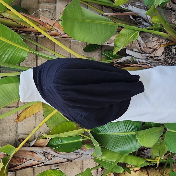 Disney Dress Shop Parks Black Shrug Castle Cardigan medium - Picture 2 of 8